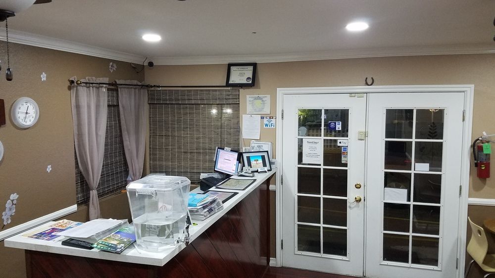 Hotel Europa Ridgecrest Ngoại thất bức ảnh