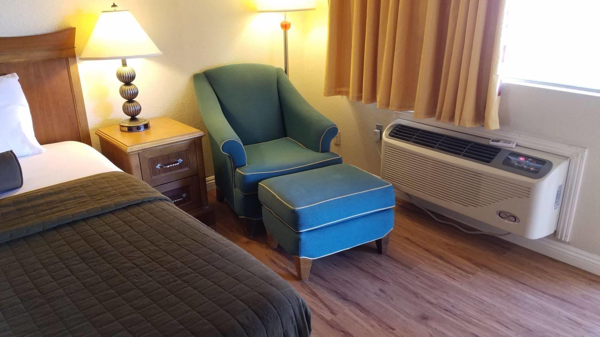 Hotel Europa Ridgecrest Ngoại thất bức ảnh